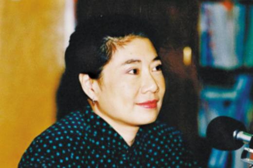 倪震|7位女星婚姻状态：郑秀文原谅丈夫，周慧敏倪震携手前行