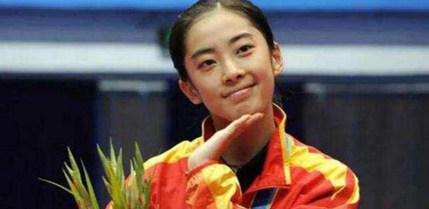 王适娴|国羽天才少女王适娴，17岁爱上谌龙，退役之后如愿成为夫妻