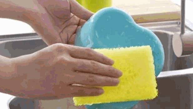 家里用“它”洗碗，却不知道这东西甲醛超标50倍强致癌！