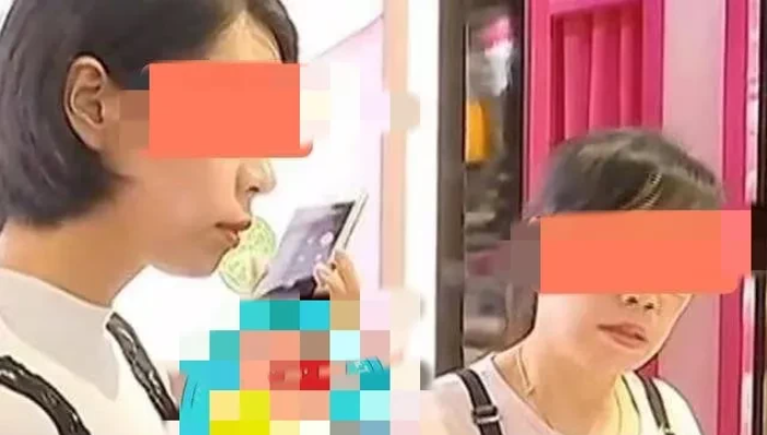 湖北,武汉。张女士的两件衣服卖了440元