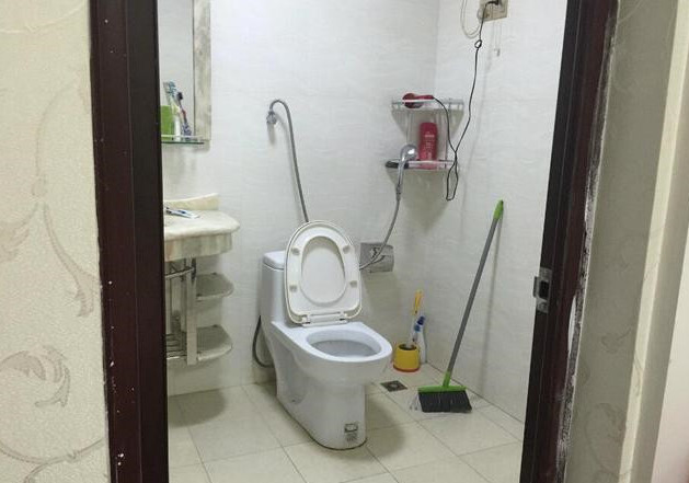 土豪亲戚花800万买的新房,85平装修成这样,真是让人哭笑不得!