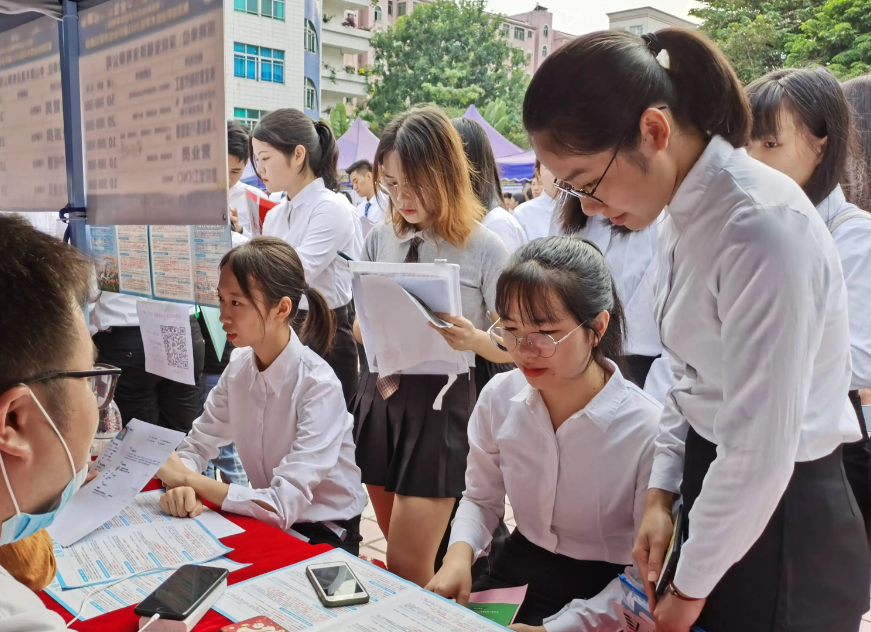 天津市|“国家认可，但我不认可”，博士生求职被淘汰了，学历证书成废纸