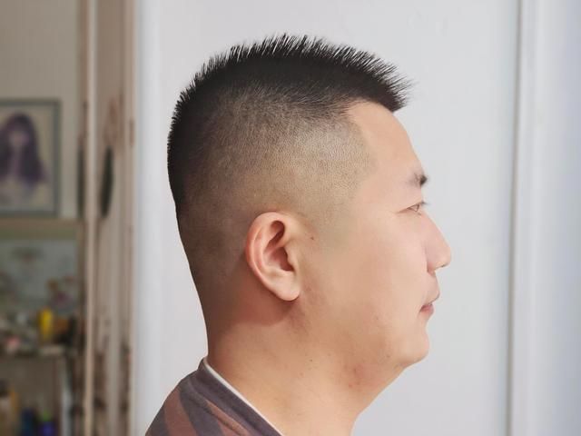 男士发型 今春流行男发100多款,时尚有型超级帅气,快快收藏吧