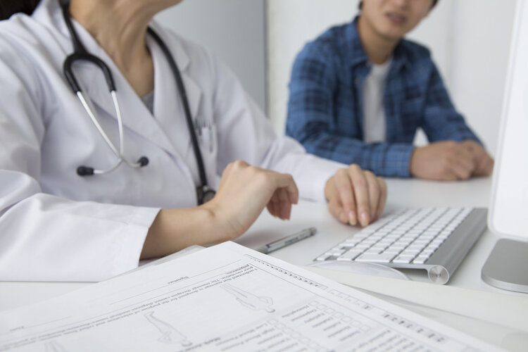 肝脏|为什么肝功能显示正常，却查出了肝癌晚期？肝功能检查值得做吗？