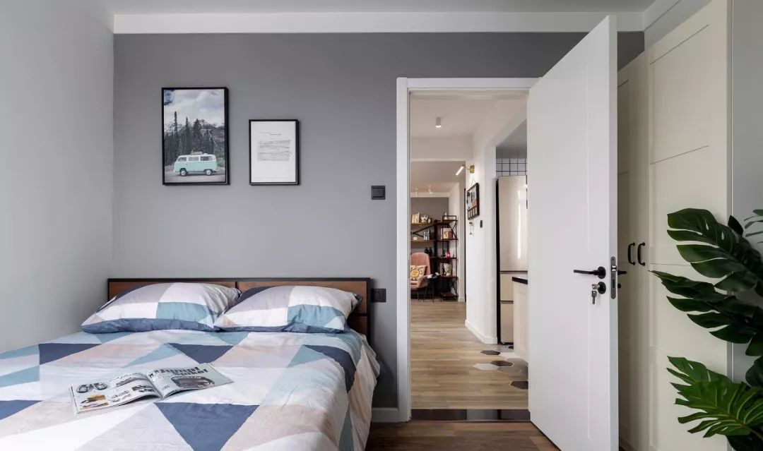 入住3个月才知有多\粗心\,鞋不好放,门隔音不好,分分钟想重装