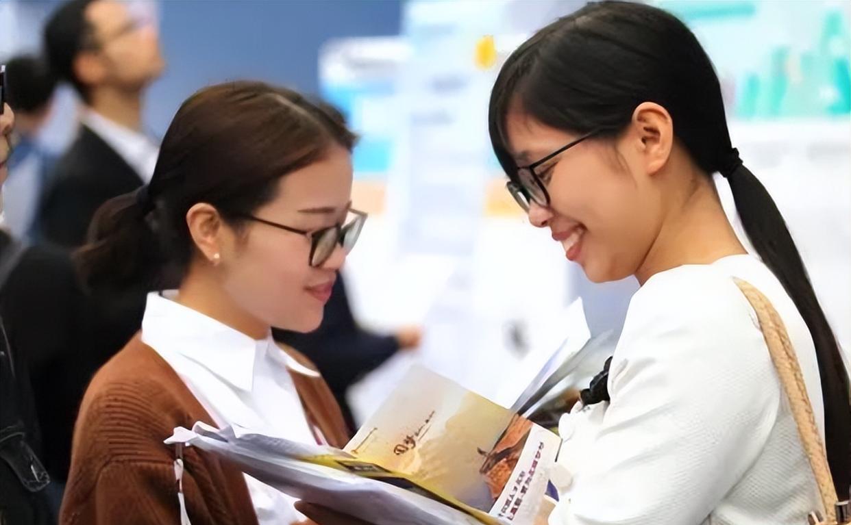 程序员|谁说程序员老了更吃香？当了程序员才知道，实际或许恰恰相反