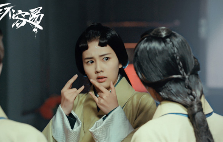 白梦妍|三年演7个女主都没火，却还稳坐“一姐”地位，白鹿凭什么？