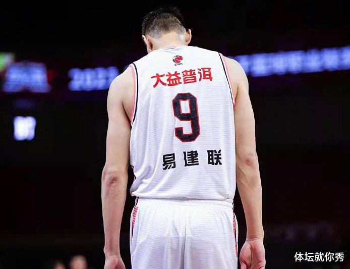 广东男篮|12分！6分！5分！阿联真老了，重伤后已不堪大用，下赛季或将退役
