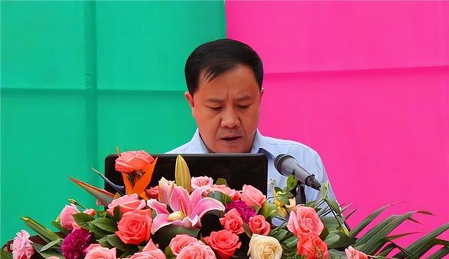 高官“张汉安”覆灭记:家藏15箱现金,却一分不敢花,只因穷怕了