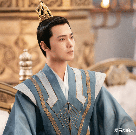 赵露思|杨洋、赵露思《且试天下》豆瓣评分5.8，是古装逃脱不了的结果