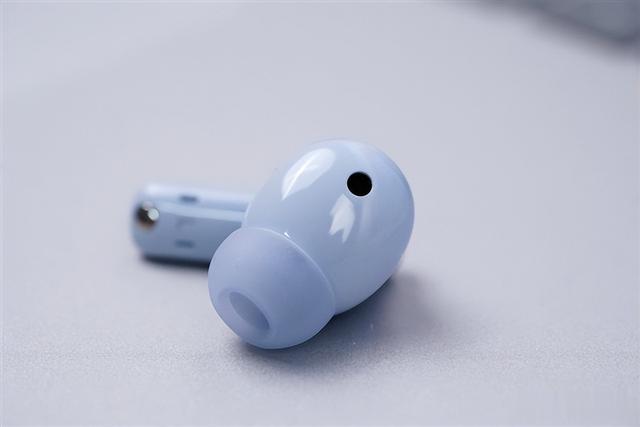 耳机|500元档真无线全能王者 专为年轻人打造的华为FreeBuds 5i来了