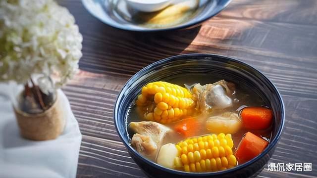 建议大家:除了微波炉,厨房有这3种电器就够了!其它都是浪费钱