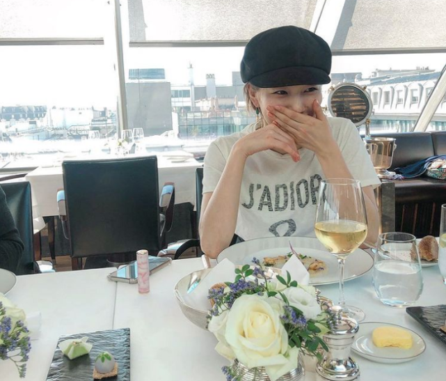 发型 出道11年仍充满初恋气质!秀智独创这4个瘦身养肤法保持青春!