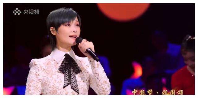 央视|央视晚会收视破2,韩红火力全开,李雪健眼神感人,孙俪温情破防