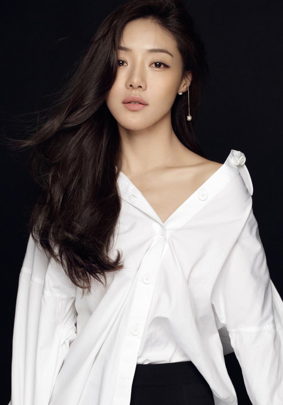 邓家佳|39岁女星确诊新冠！分享战胜病毒感受，奉劝大家万万不能轻敌