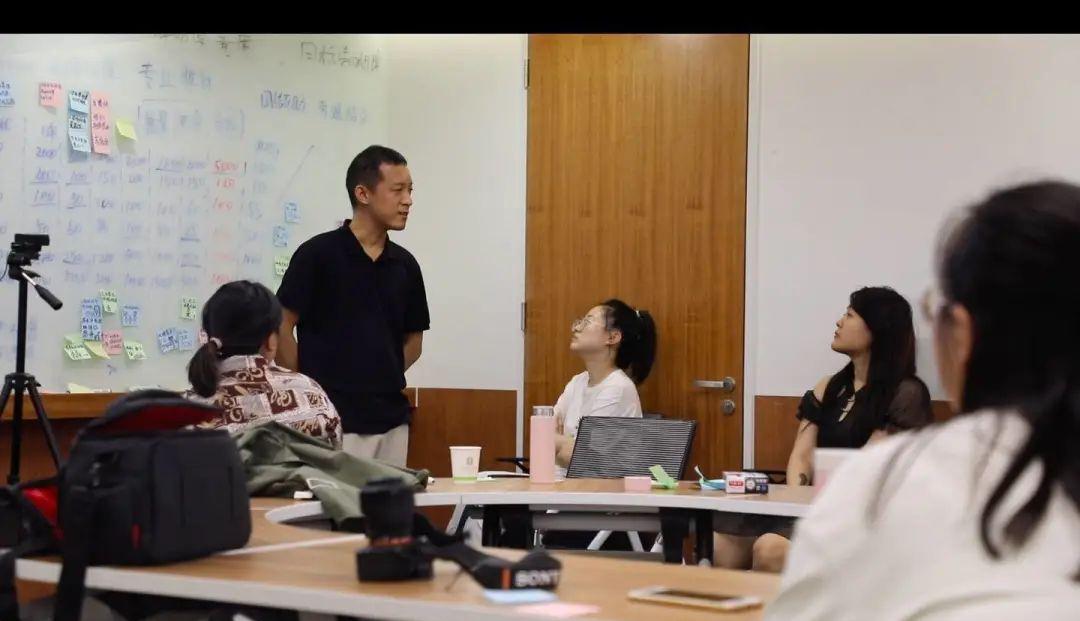 柳智宇|北大天才“还俗僧人”柳智宇：恋爱后，身体好了许多