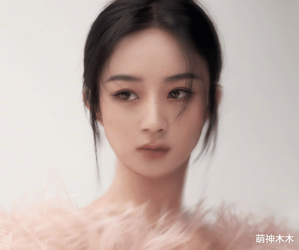 赵丽颖|赵丽颖又瘦了！杂志精修都遮不住法令纹，磨皮太过不像本人