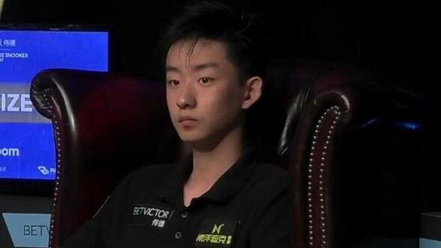 卡特|2-2出局！18岁中国小将可昂首告别：1胜2平保持不败，最终名列第2