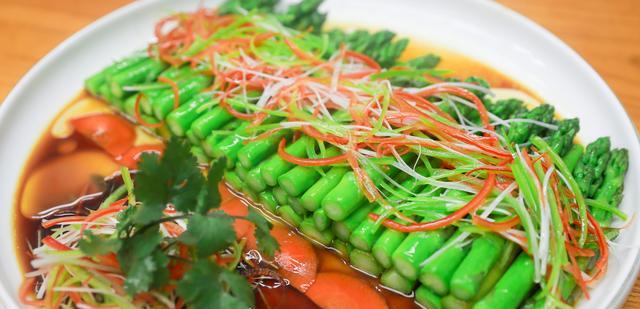 建议中老年人:别太节俭!这5菜要常吃,健脾补气,减轻肠胃负担