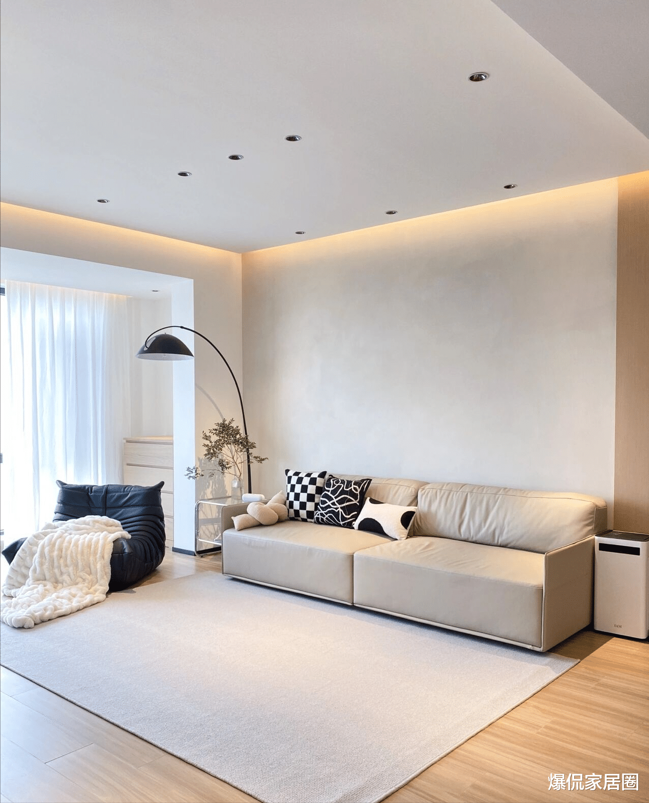 好多人客厅不要茶几了,还以为“瞎跟风”,体验后才知道有多实用