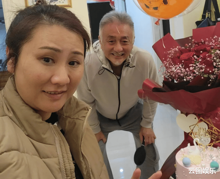 TVB男星吴岱融花4百万买房！1400尺面积宽敞，3房2厅装修有格调