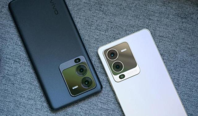 智能手机|vivoS15也稳不住了,12G+256G突然降了920元,十分惊喜