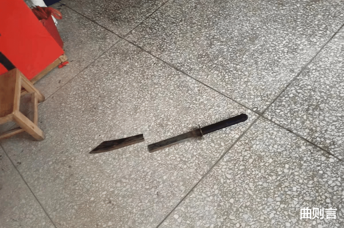 刘氏四兄弟因为遗体停放问题发生争执,老四持刀将三哥杀害,将三嫂砍伤,然后自杀身亡
