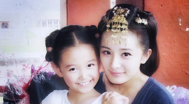 杨幂|新接的角色都不是人类，杨幂和赵丽颖累了吗？