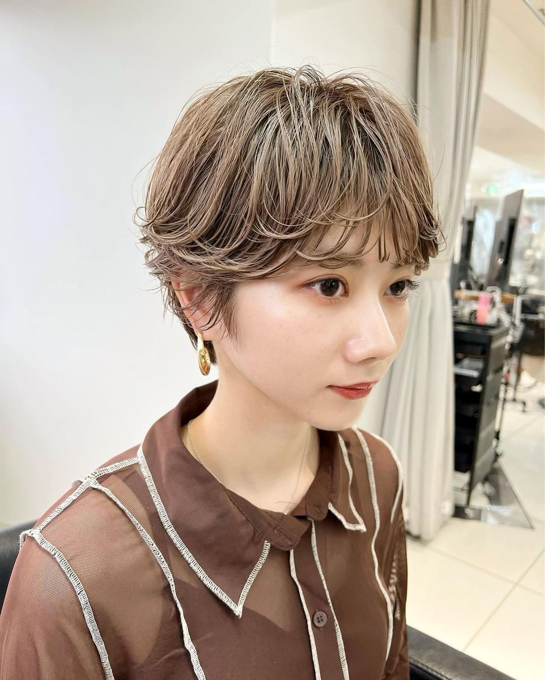 高跟鞋 5月发型怎么剪？16款送给大家，简直美爆了