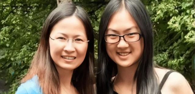 章泽天|4位内地豪门阔太现状，姚安娜母亲已离婚，章泽天夫妇身家千亿