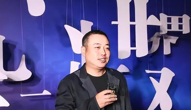 刘国梁|刘国梁弟子的乒乓球俱乐部学费曝光！冠军教练坐镇樊振东等送祝福