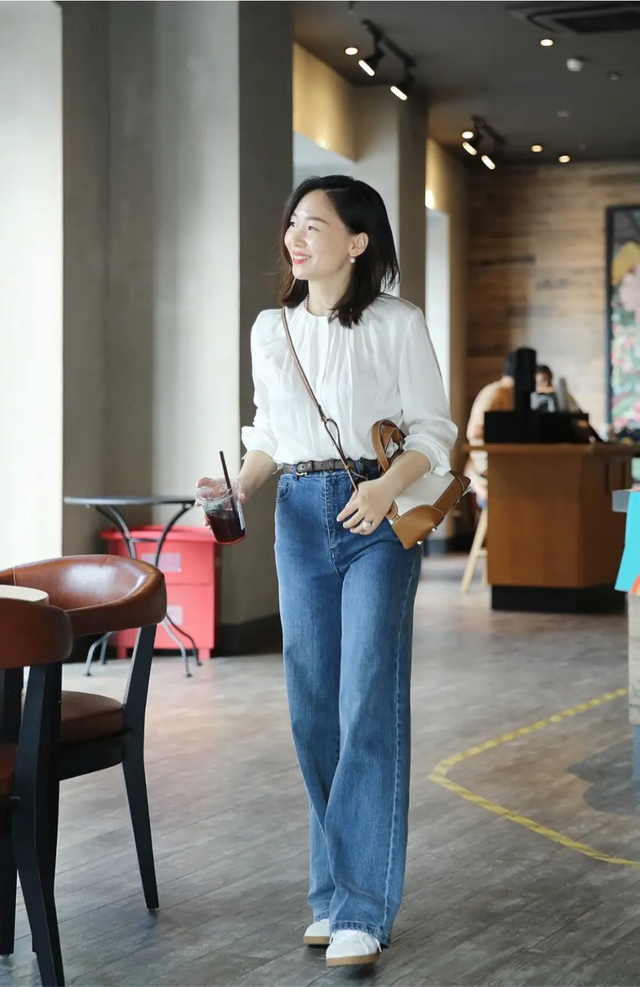 穿衣搭配|降温后这样打扮,时髦又好看,做一个既有风度又有温度的职场丽人