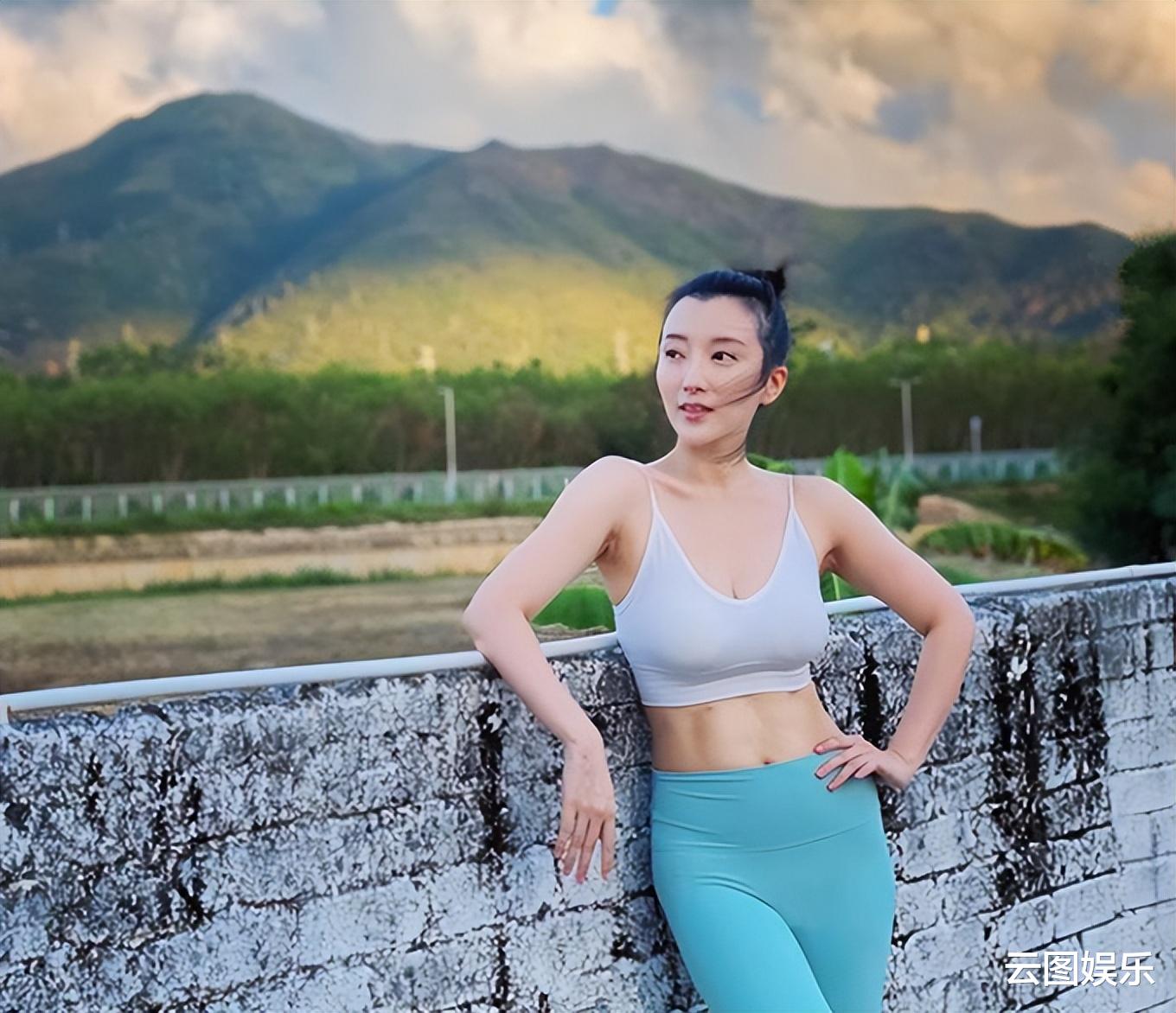 陈哲远|34岁港姐突然宣布生娃！怀胎10月没人知，4年前嫁内地导演唐寅