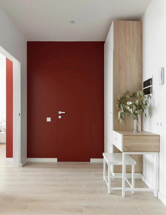 45㎡独享蜗居,大胆的砖红色和木纹砖,点亮有归属感的一室小屋