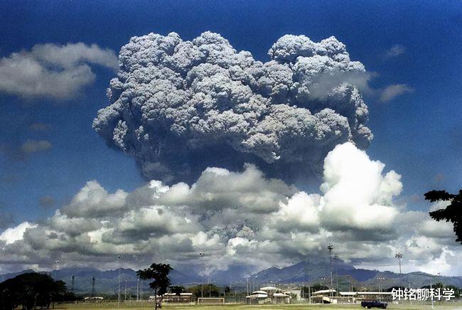 火山喷发多可怕?5级毁灭庞贝,7级无夏之年,8级会毁灭人类吗?