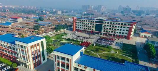 销售额|百强房企销售额大跌超五成!为什么还是有这么多人买不起房?