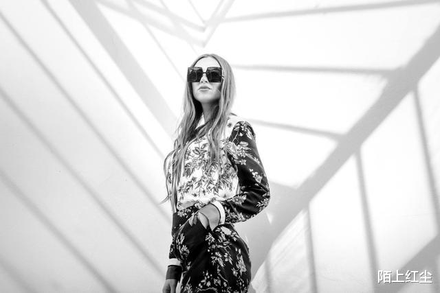 钟楚曦|张译和张小斐,终于官宣了:恭喜!