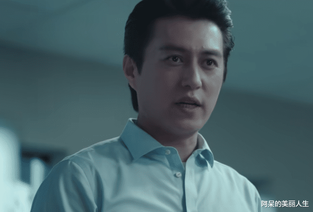 靳东|靳东口碑彻底崩塌,作品的品质越来越差,人设面临坍塌