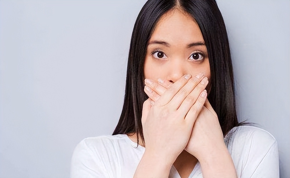 |经常口苦？可能是这四个地方堵了，教你一招搞定它