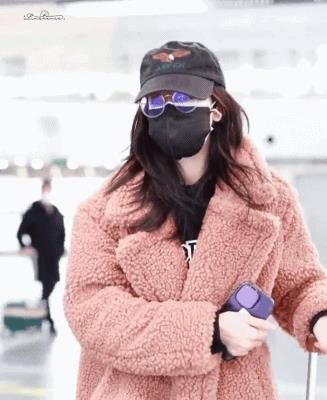 迪丽热巴|热巴怀孕瓜越传越猛,娱记说2023关键词顶流生娃,华晨宇是好榜样