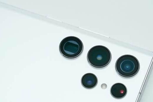 三星|三星S22Ultra评测：内置Spen，搭载1亿像素摄像头、骁龙8处理器