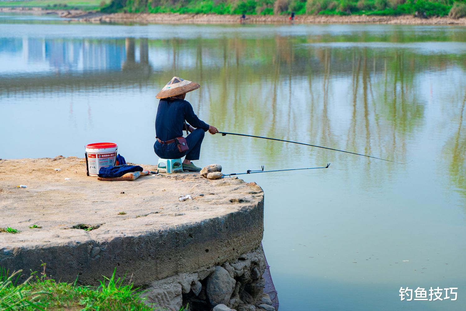 霜降|深秋钓鱼的4句口诀，钓鱼新手必看的钓鱼技巧