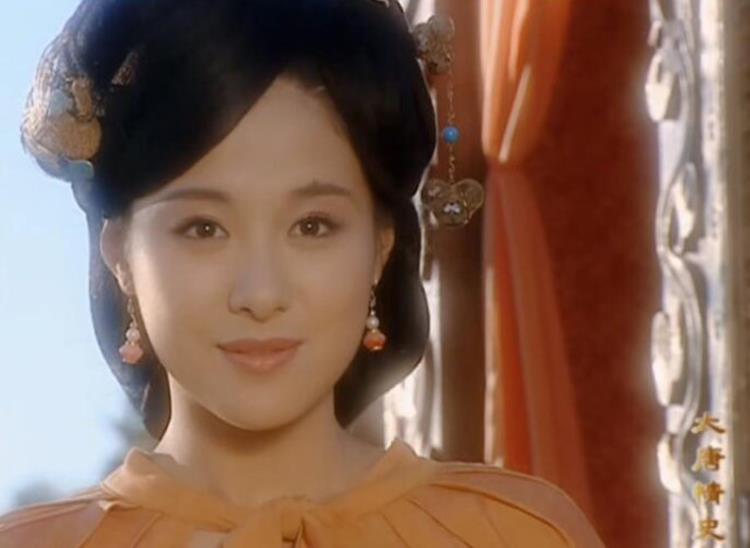 袁泉|年轻时惊为天人，老了成“胖大婶”，这7位身材走样的女星好可惜