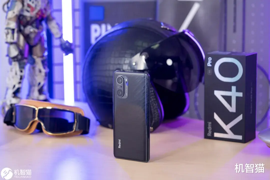 芯片|2022年初购机攻略：骁龙888机型暴降千元，折叠屏手机买到就是赚