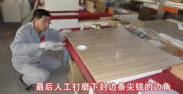 头一次看见大衣柜改成踏踏米的,完工后却被吐槽像东北大炕!