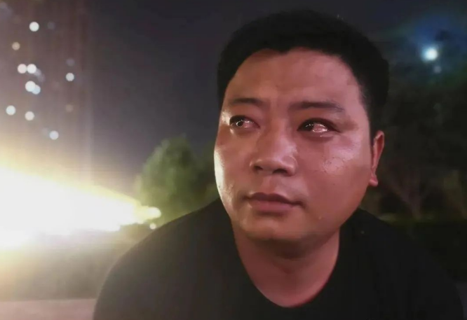 刘军|解封了，却收到不用上班的消息，疫情下的打工人比你想象的难！