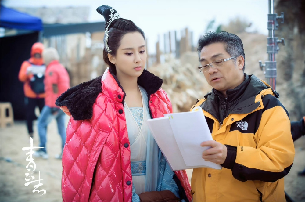 杨紫|【两大女神创300亿流量】杨紫演第1美女被骂哭 赵丽颖非女一首选