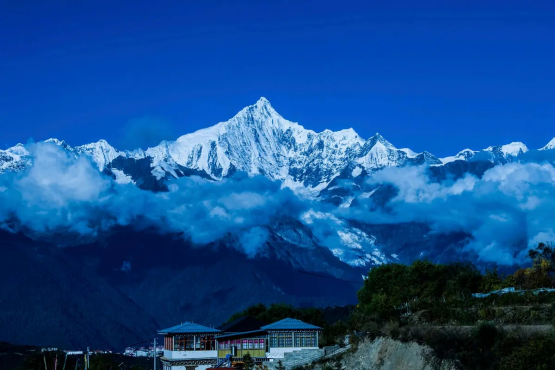 云南|这个国庆来云南，小乔给你点“颜色”看看