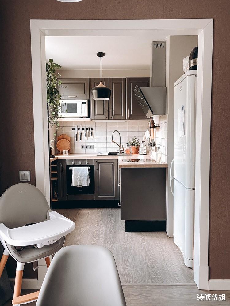 看了这套教科书式的小户型,每1厘米都经过深思熟虑,必须晒晒
