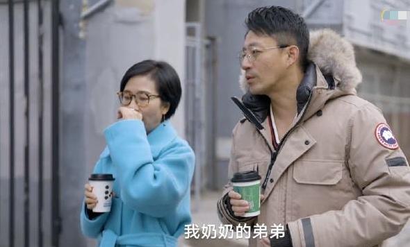 汪小菲|张颖颖和汪小菲穿同款情侣羽绒服，二人恋情再添实锤，就是互相否认